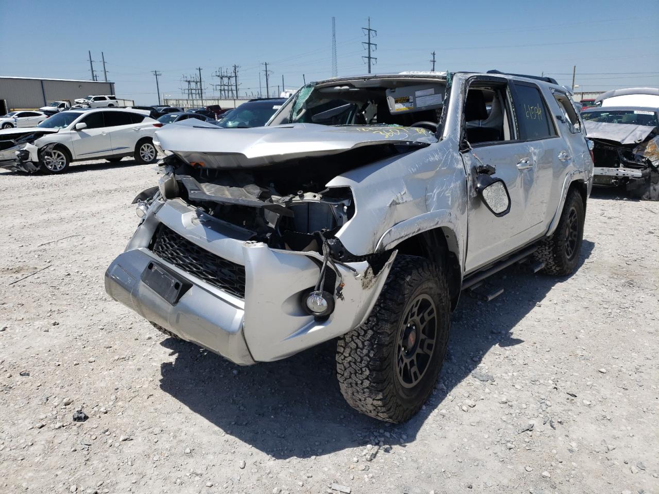 Photo 2 from auction – 2019 TOYOTA 4RUNNER SR with VIN JTEBU5JR7K5670282