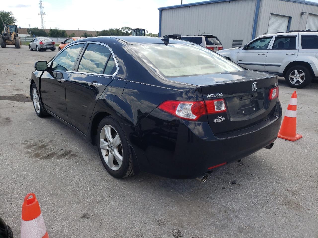 Photo 3 from auction – 2010 ACURA TSX with VIN JH4CU2F69AC002806
