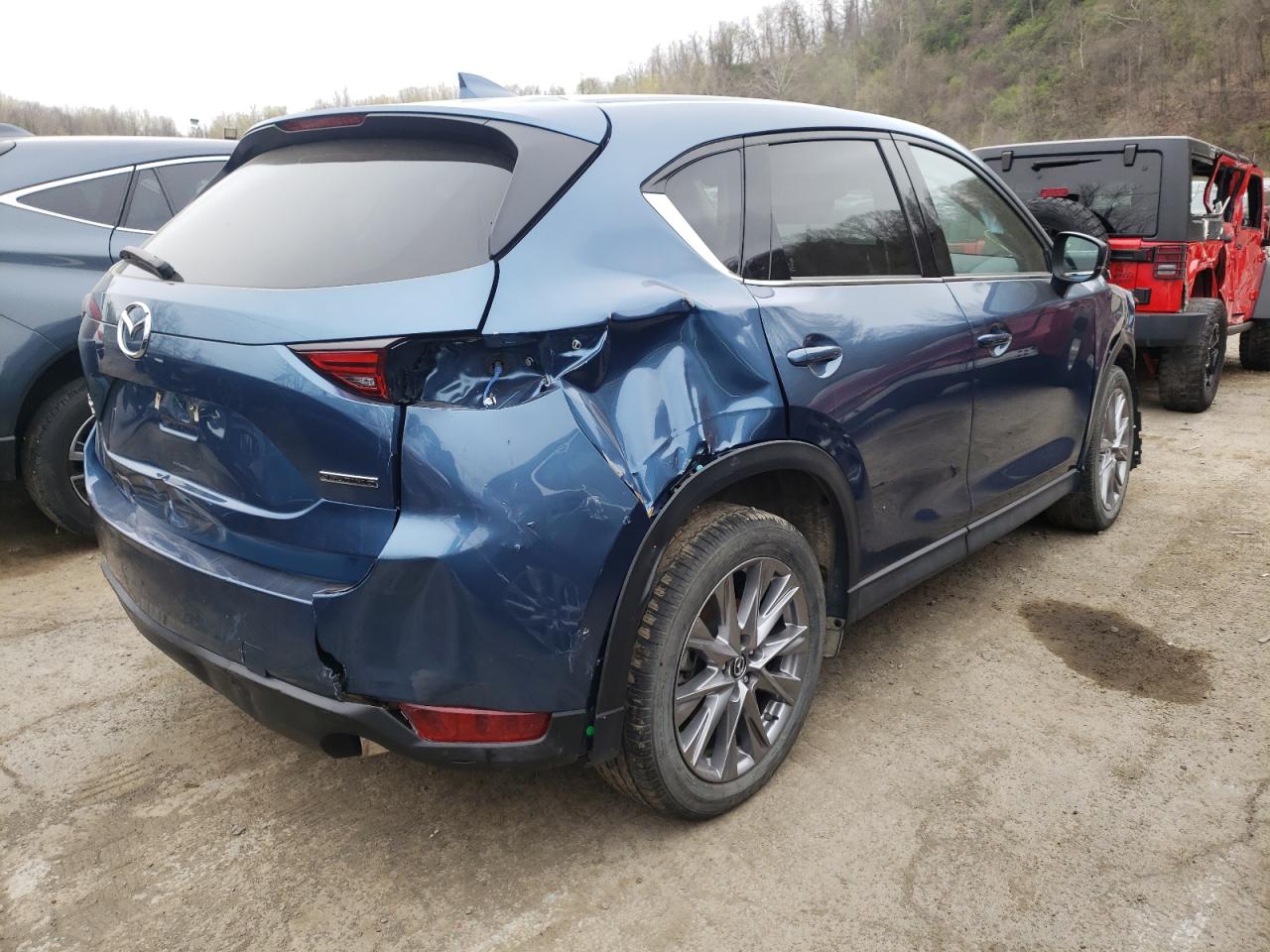 Photo 4 from auction – 2020 MAZDA CX-5 GRAND with VIN JM3KFBDM4L0862312
