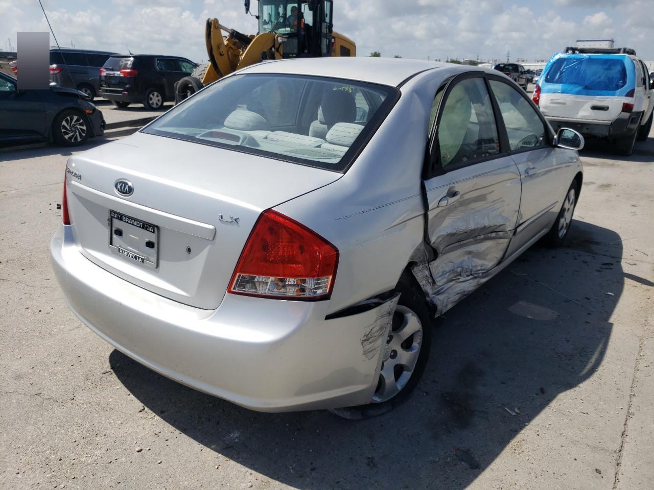 Photo 4 from auction – 2009 KIA SPECTRA EX with VIN KNAFE221195646139