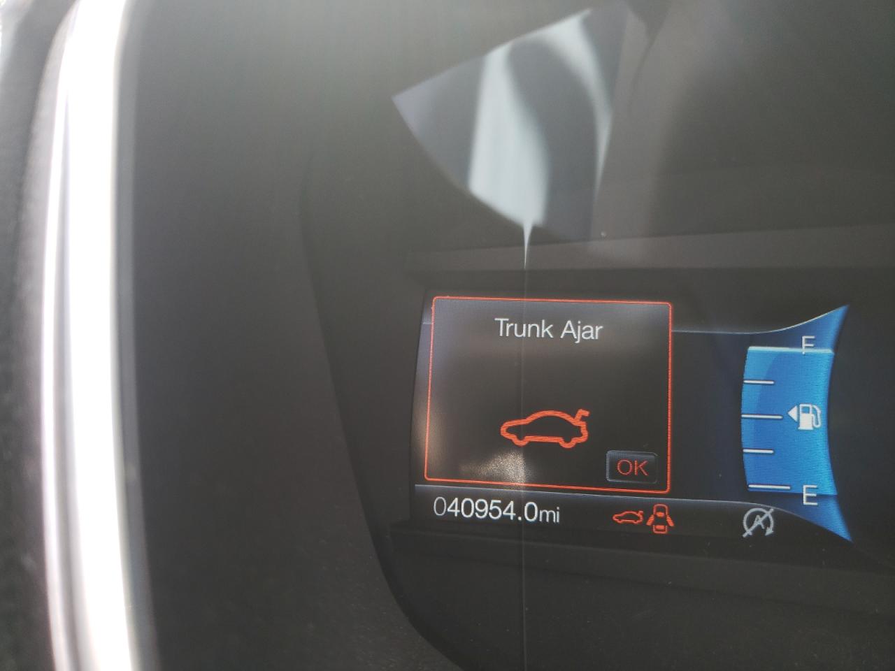 Photo 8 from auction – 2019 FORD FUSION SE with VIN 3FA6P0HD7KR115166