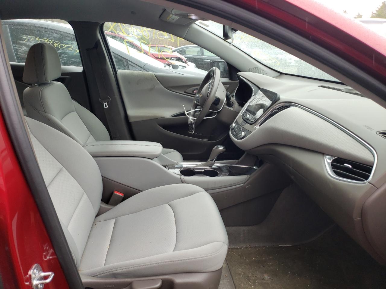 Photo 5 from auction – 2018 CHEVROLET MALIBU LT with VIN 1G1ZD5ST7JF292107