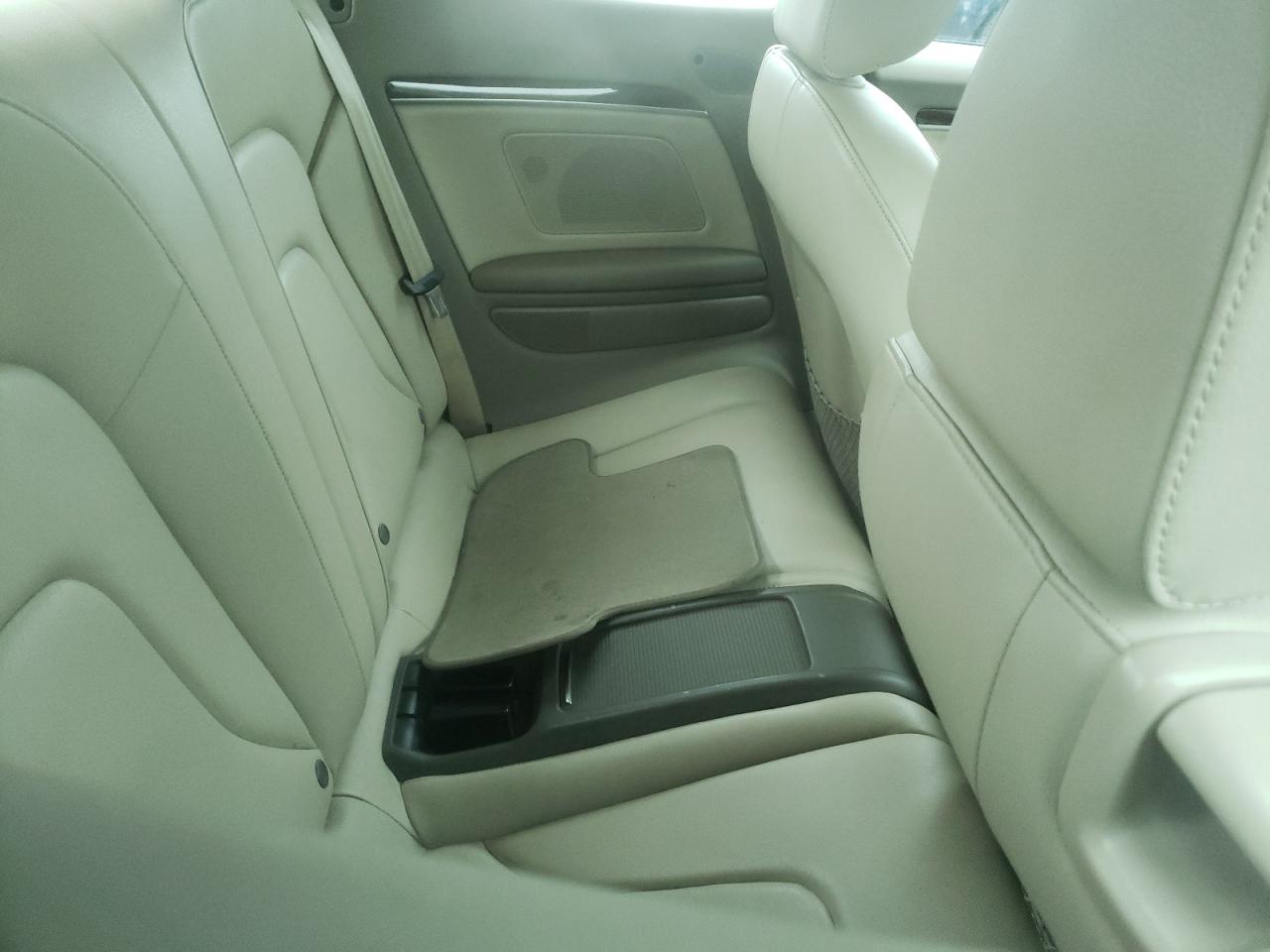 Photo 6 from auction – 2011 AUDI A5 with VIN WAUCFAFH8BN019154