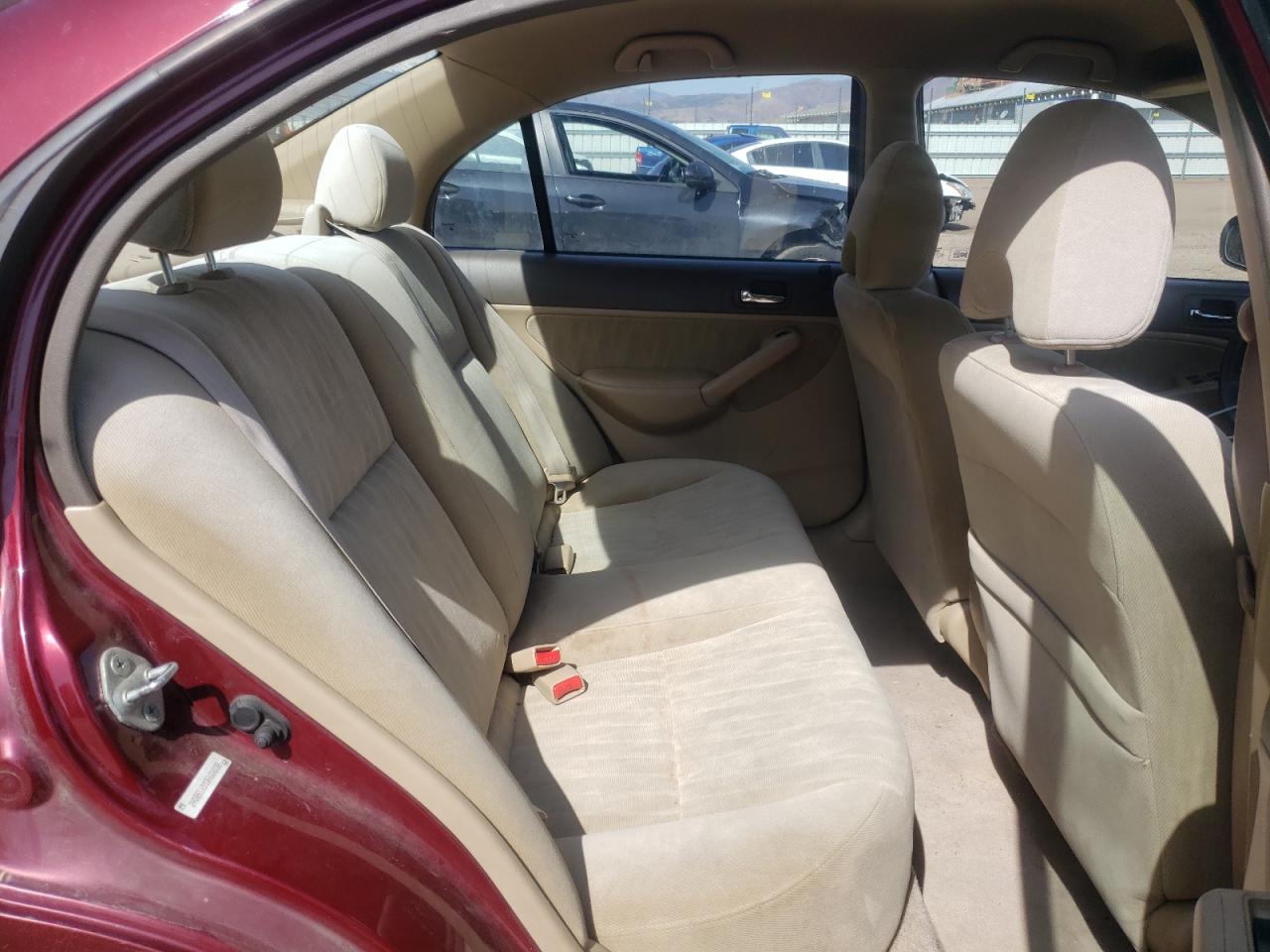 Photo 6 from auction – 2003 HONDA CIVIC LX with VIN 2HGES16553H626038
