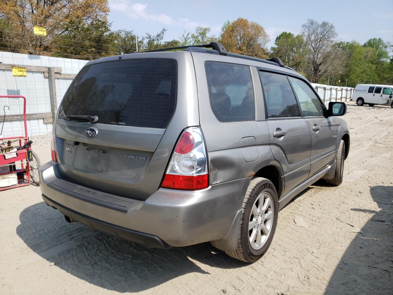 Photo 4 from auction – 2006 SUBARU FORESTER 2 with VIN JF1SG65616H715163