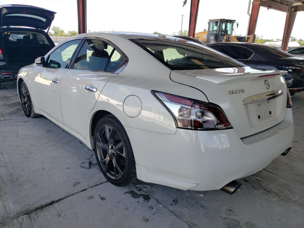 Photo 3 from auction – 2014 NISSAN MAXIMA S with VIN 1N4AA5AP8EC483470