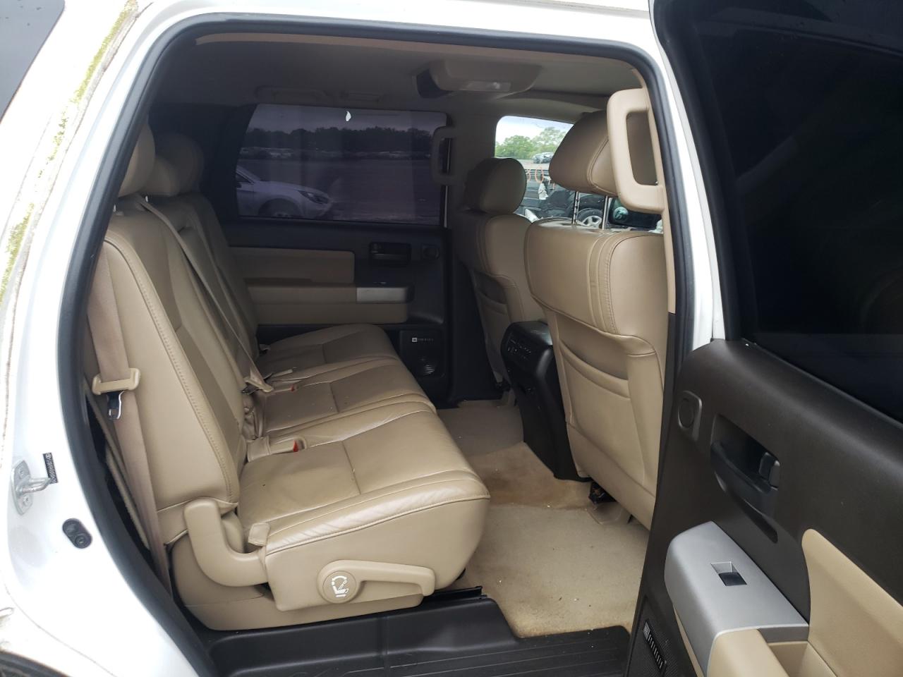 Photo 6 from auction – 2008 TOYOTA SEQUOIA with VIN 5TDBY64A58S004299