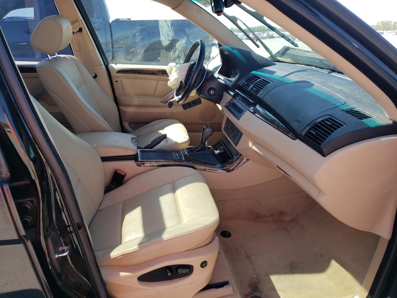 Photo 5 from auction – 2005 BMW X5 3.0I with VIN 5UXFA13595LY16696