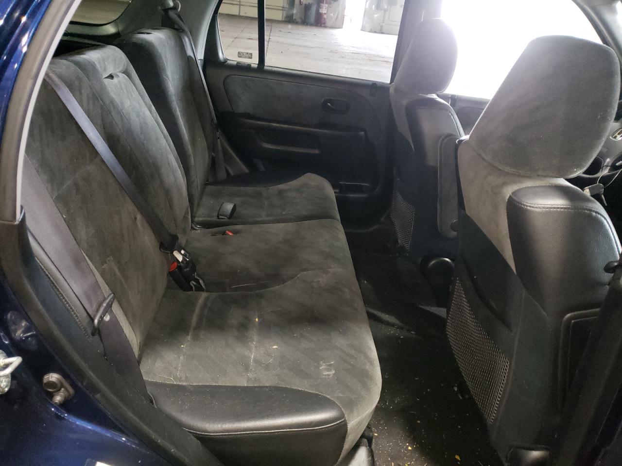 Photo 6 from auction – 2003 HONDA CR-V EX with VIN JHLRD78823C008377