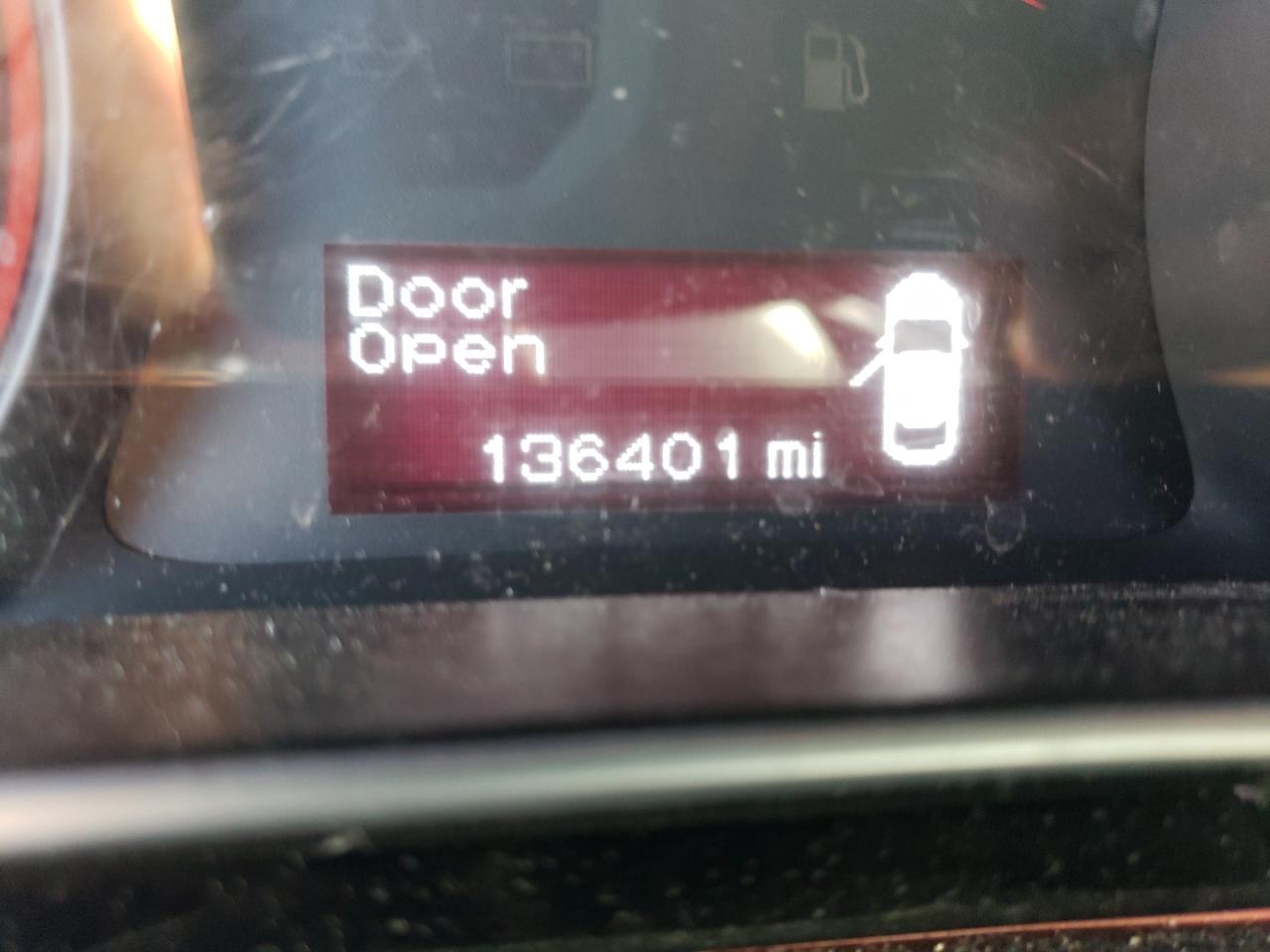 Photo 8 from auction – 2016 DODGE DART SXT with VIN 1C3CDFBBXGD544130