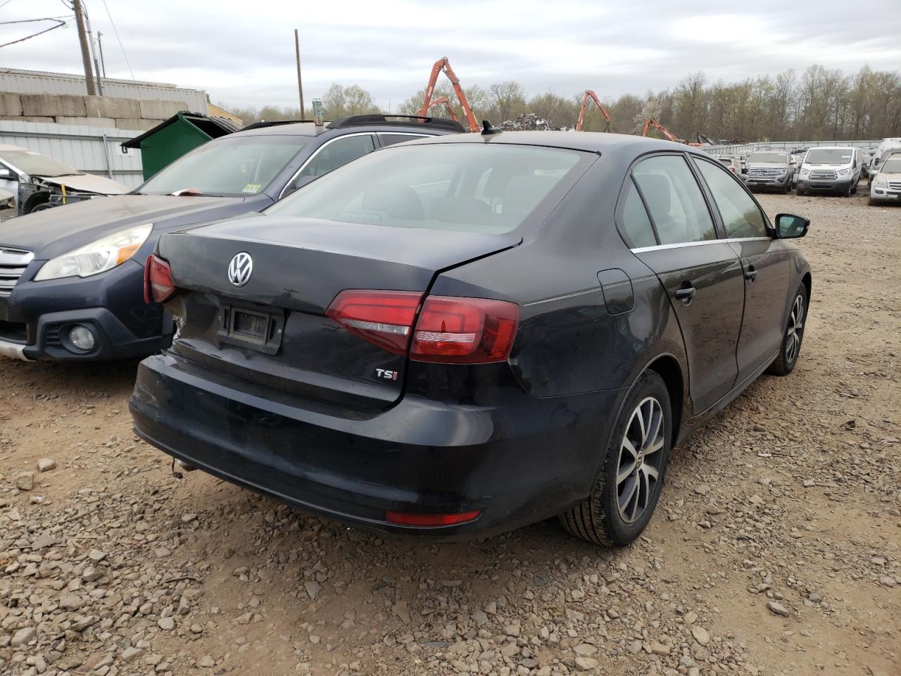 Photo 4 from auction – 2017 VOLKSWAGEN JETTA SE with VIN 3VWB67AJ0HM339712