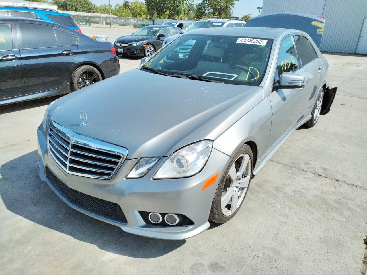 Photo 2 from auction – 2010 MERCEDES-BENZ E 350 with VIN WDDHF5GB5AA194385