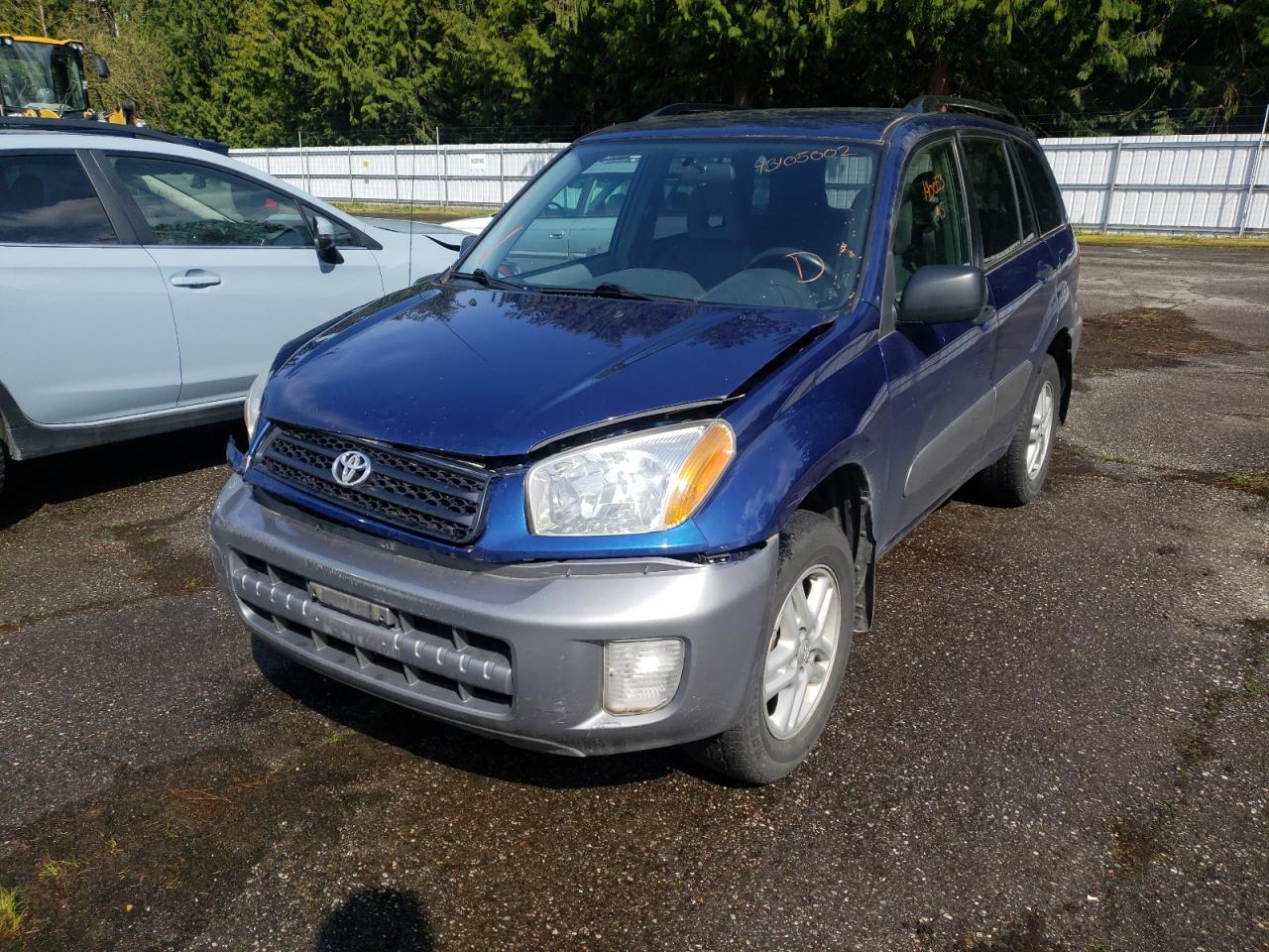 Photo 2 from auction – 2003 TOYOTA RAV4 with VIN JTEHH20V130261429