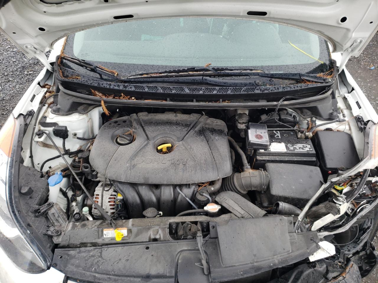 Photo 7 from auction – 2012 HYUNDAI ELANTRA GL with VIN 5NPDH4AE5CH100629