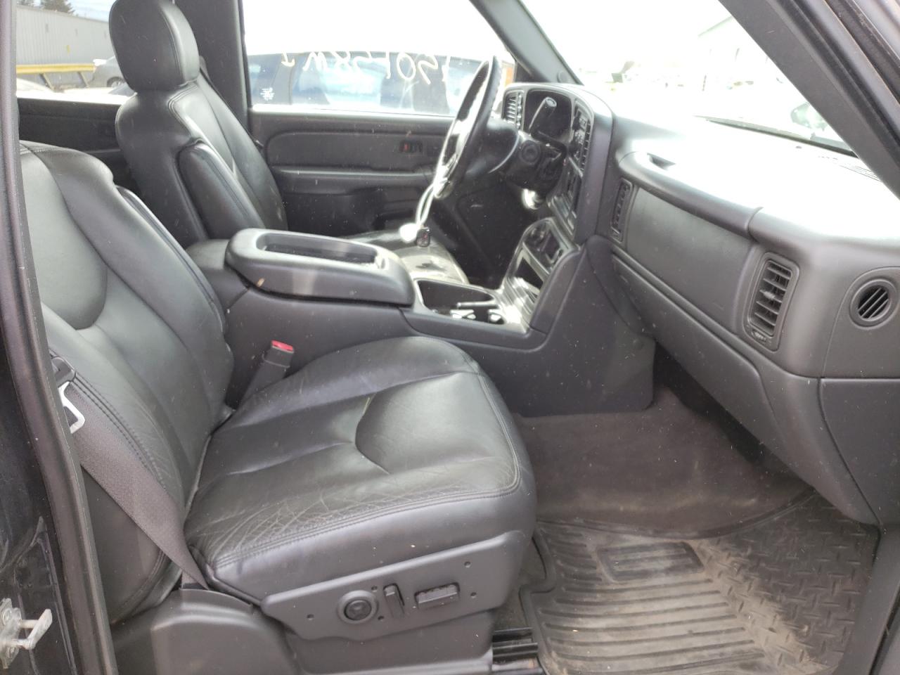 Photo 5 from auction – 2005 CHEVROLET SILVERADO with VIN 2GCEK13T051383574