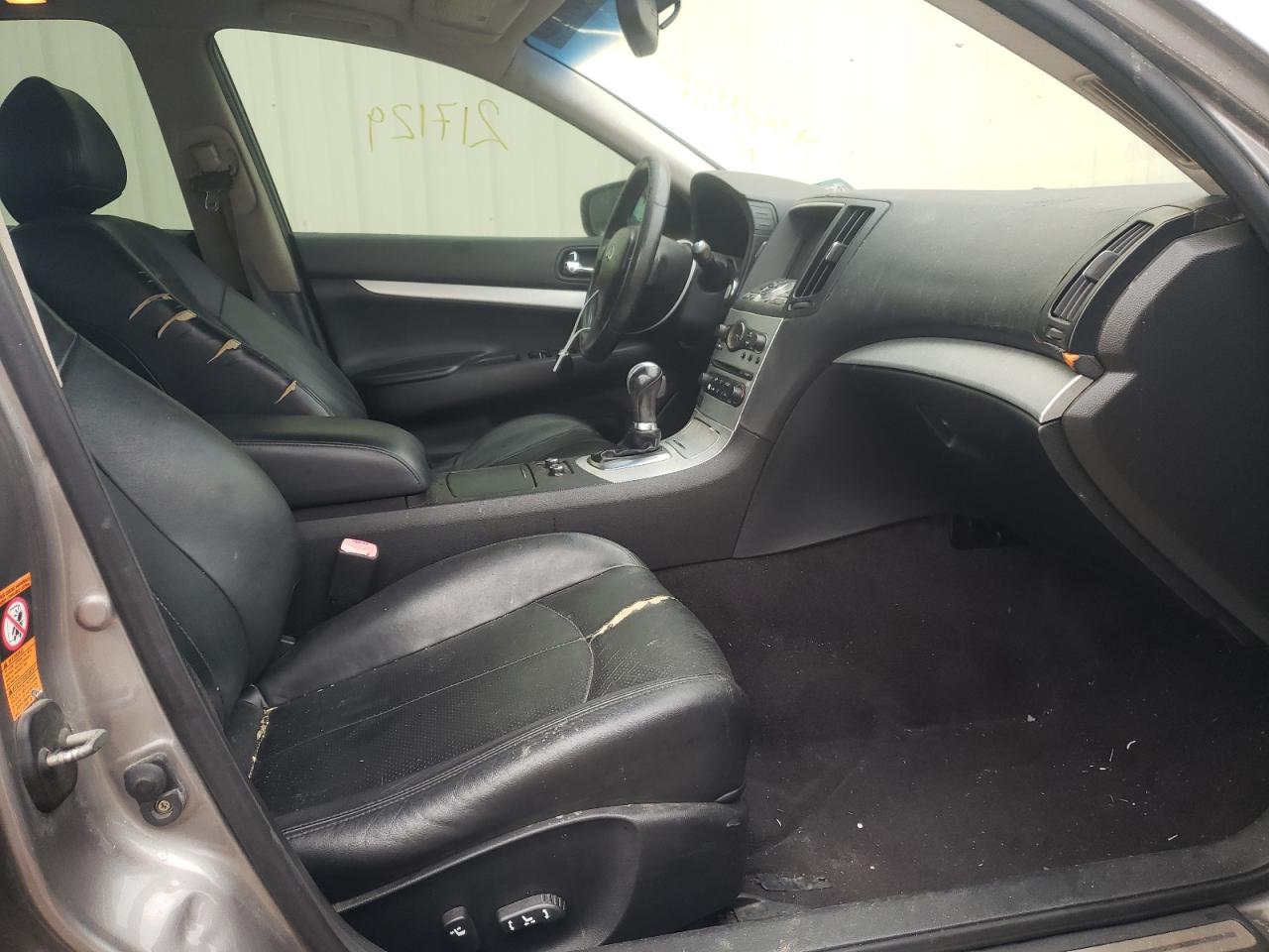 Photo 19 from auction – 2009 INFINITI G37 BASE with VIN JNKCV61E69M013111
