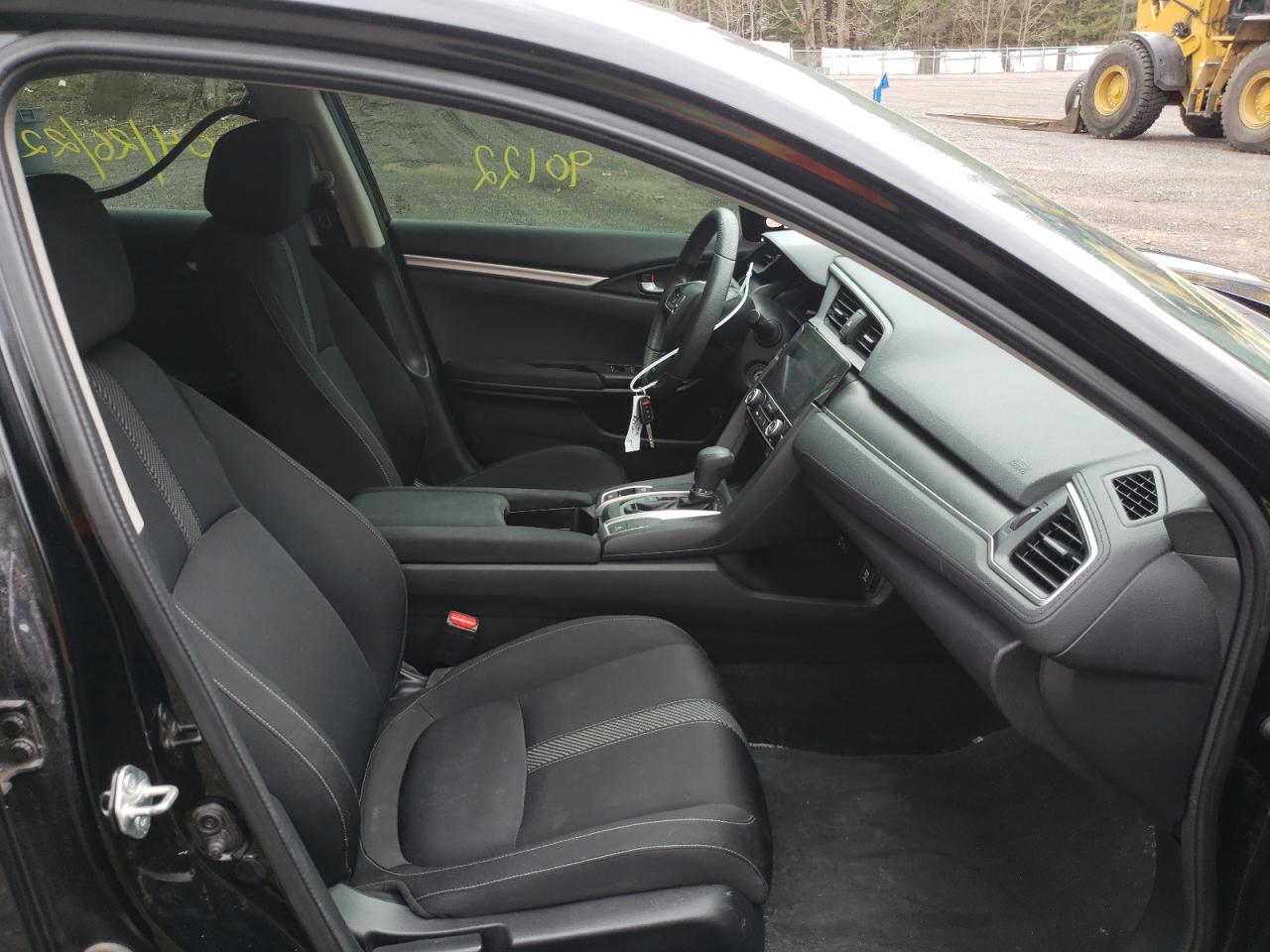 Photo 5 from auction – 2018 HONDA CIVIC LX with VIN 2HGFC2F59JH011366