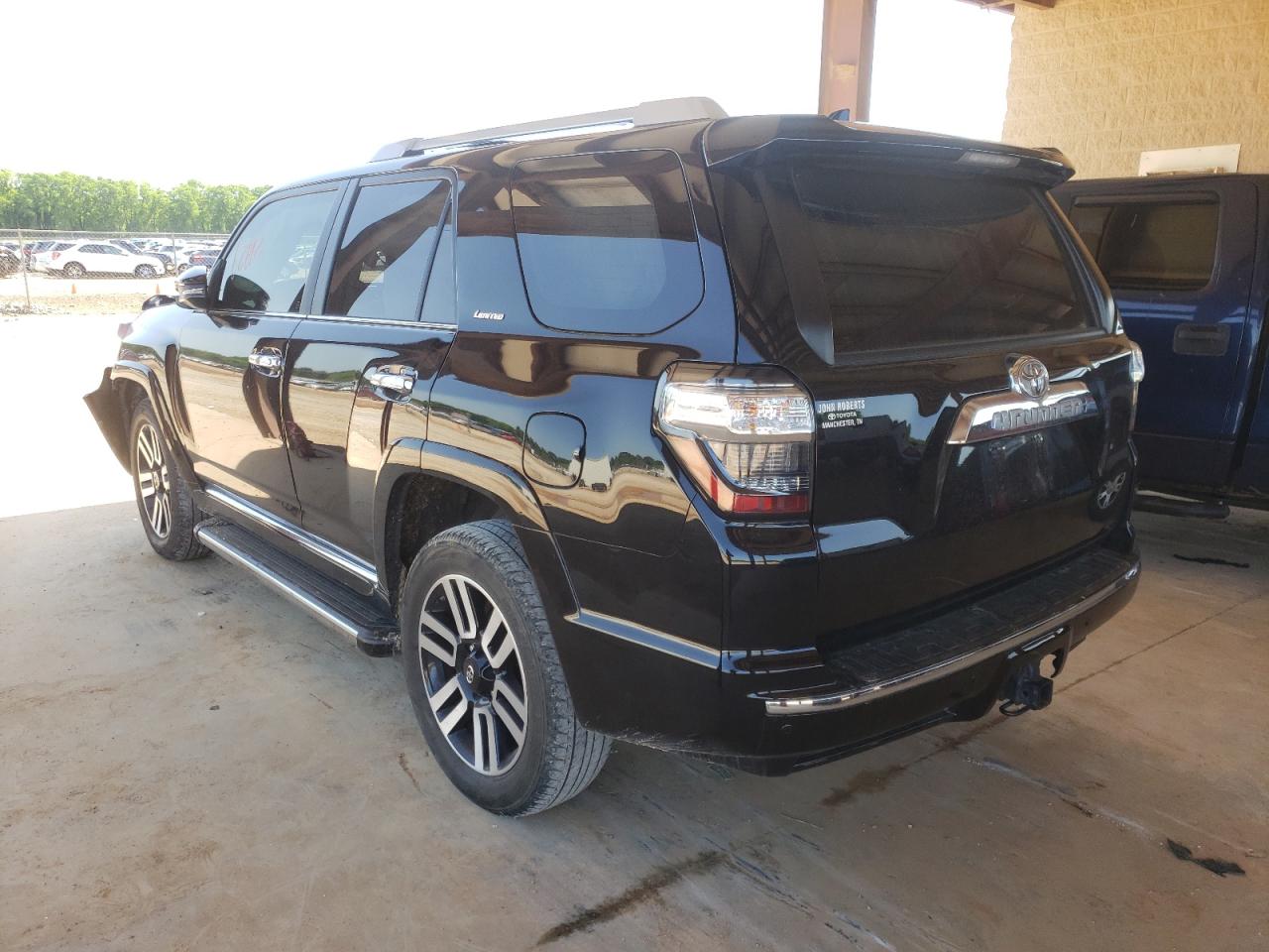 Photo 3 from auction – 2016 TOYOTA 4RUNNER SR with VIN JTEBU5JR4G5390004