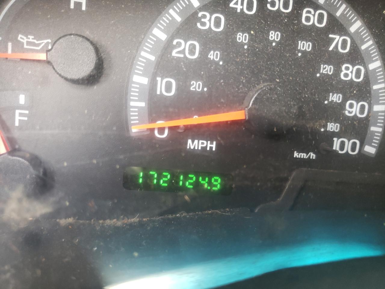 Photo 8 from auction – 2001 FORD F150 with VIN 2FTZF082X1CA19001