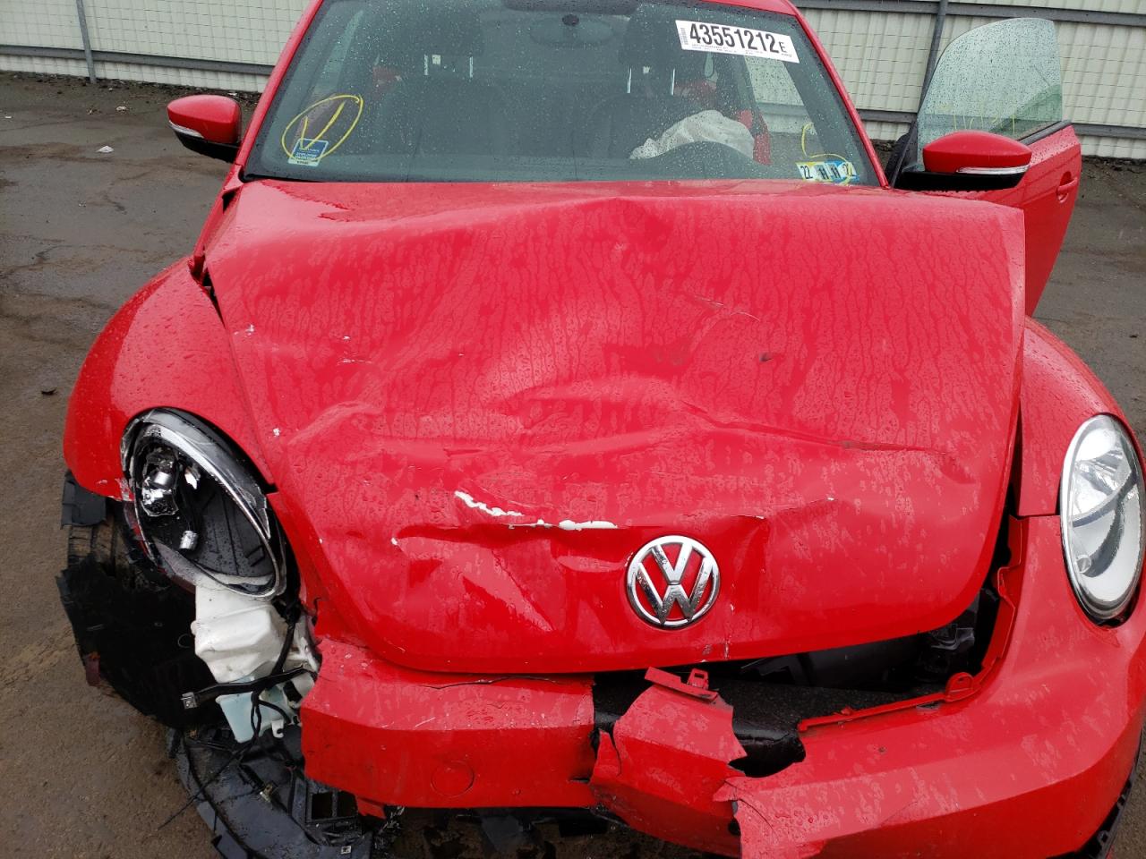 Photo 7 from auction – 2012 VOLKSWAGEN BEETLE with VIN 3VWJP7AT9CM664717