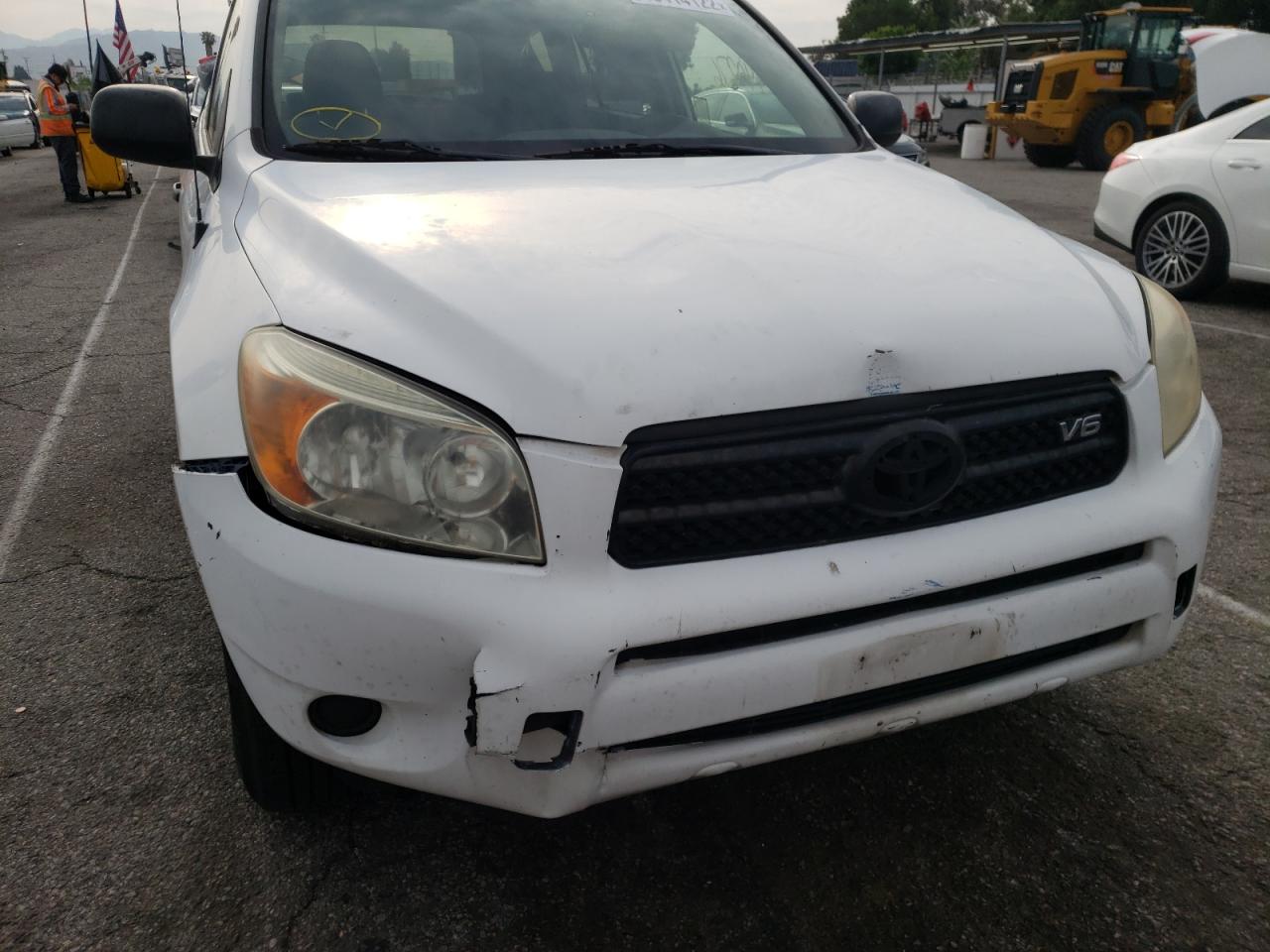 Photo 9 from auction – 2007 TOYOTA RAV4 with VIN JTMZK33V076008682