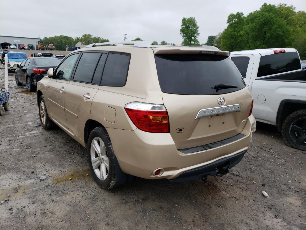 Photo 3 from auction – 2010 TOYOTA HIGHLANDER with VIN 5TDDK3EH9AS004901