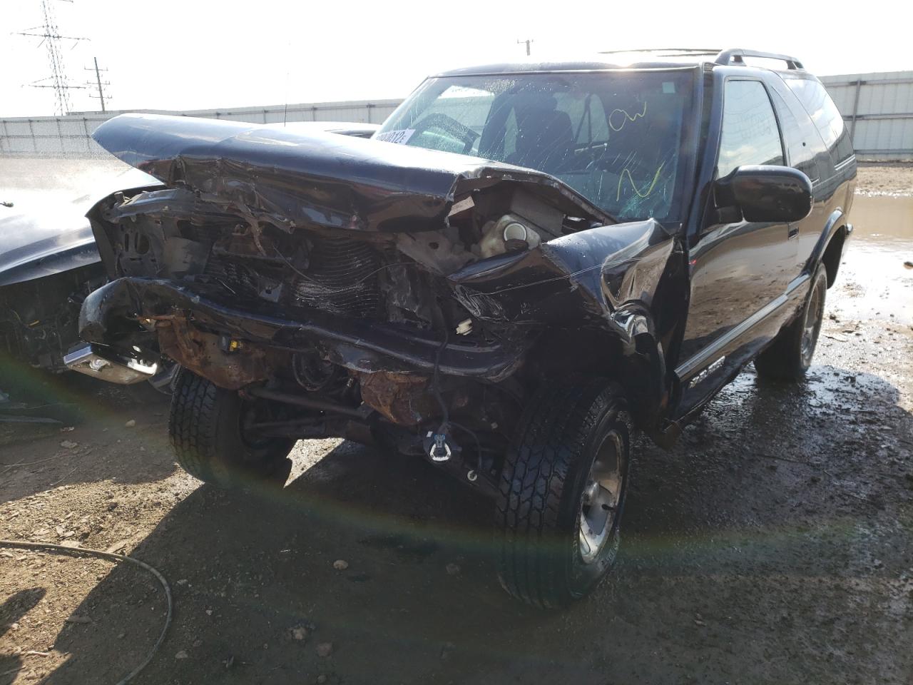 Photo 2 from auction – 2004 CHEVROLET BLAZER with VIN 1GNCS18XX4K167725