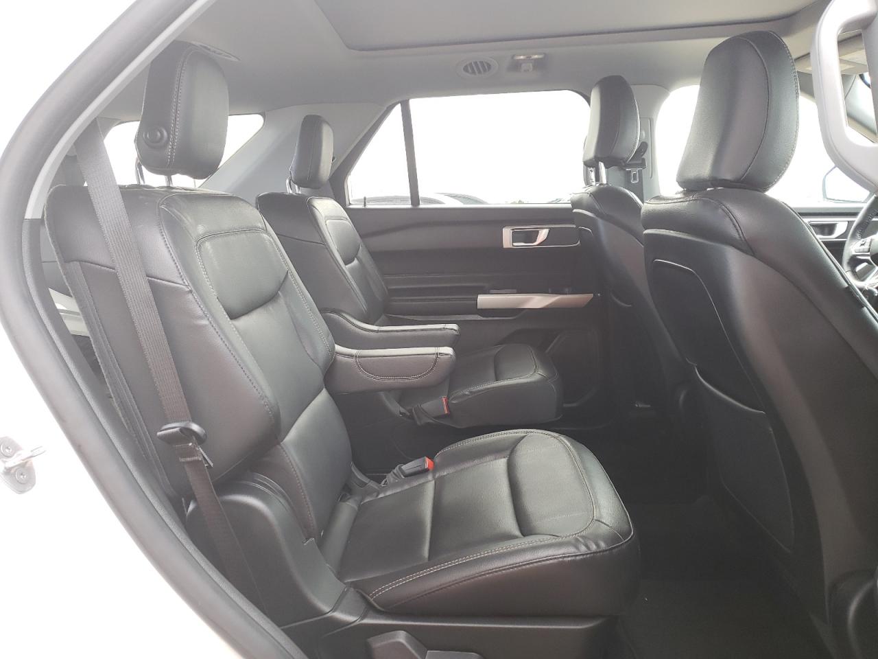 Photo 6 from auction – 2020 FORD EXPLORER X with VIN 1FMSK7DHXLGC79640