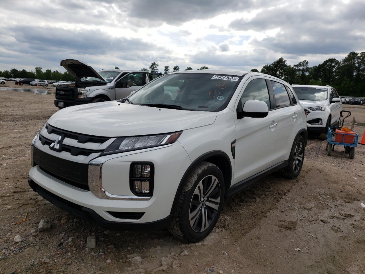 Photo 2 from auction – 2020 MITSUBISHI OUTLANDER with VIN JA4AP3AU1LU020414