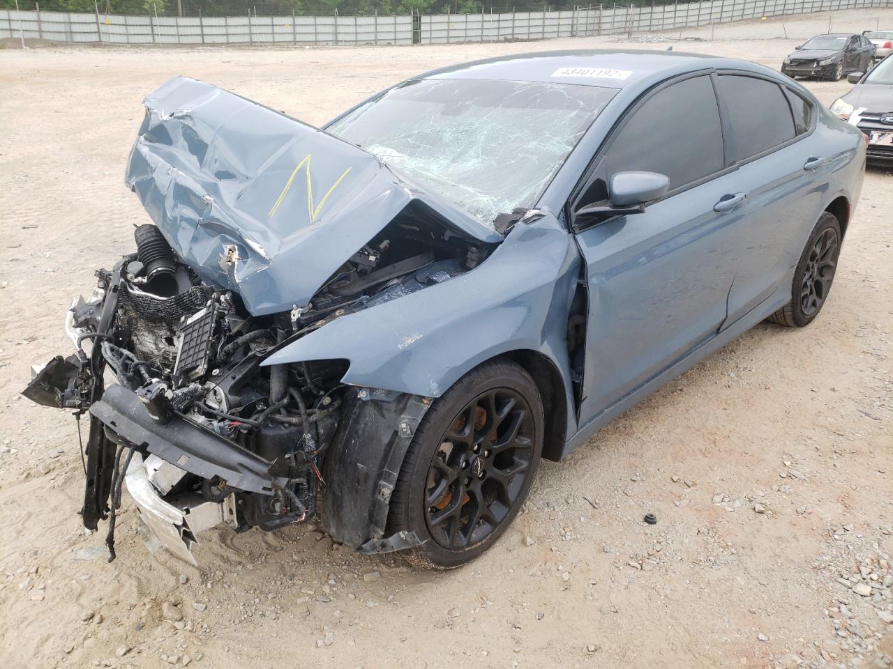 Photo 2 from auction – 2015 CHRYSLER 200 S with VIN 1C3CCCBG6FN615068