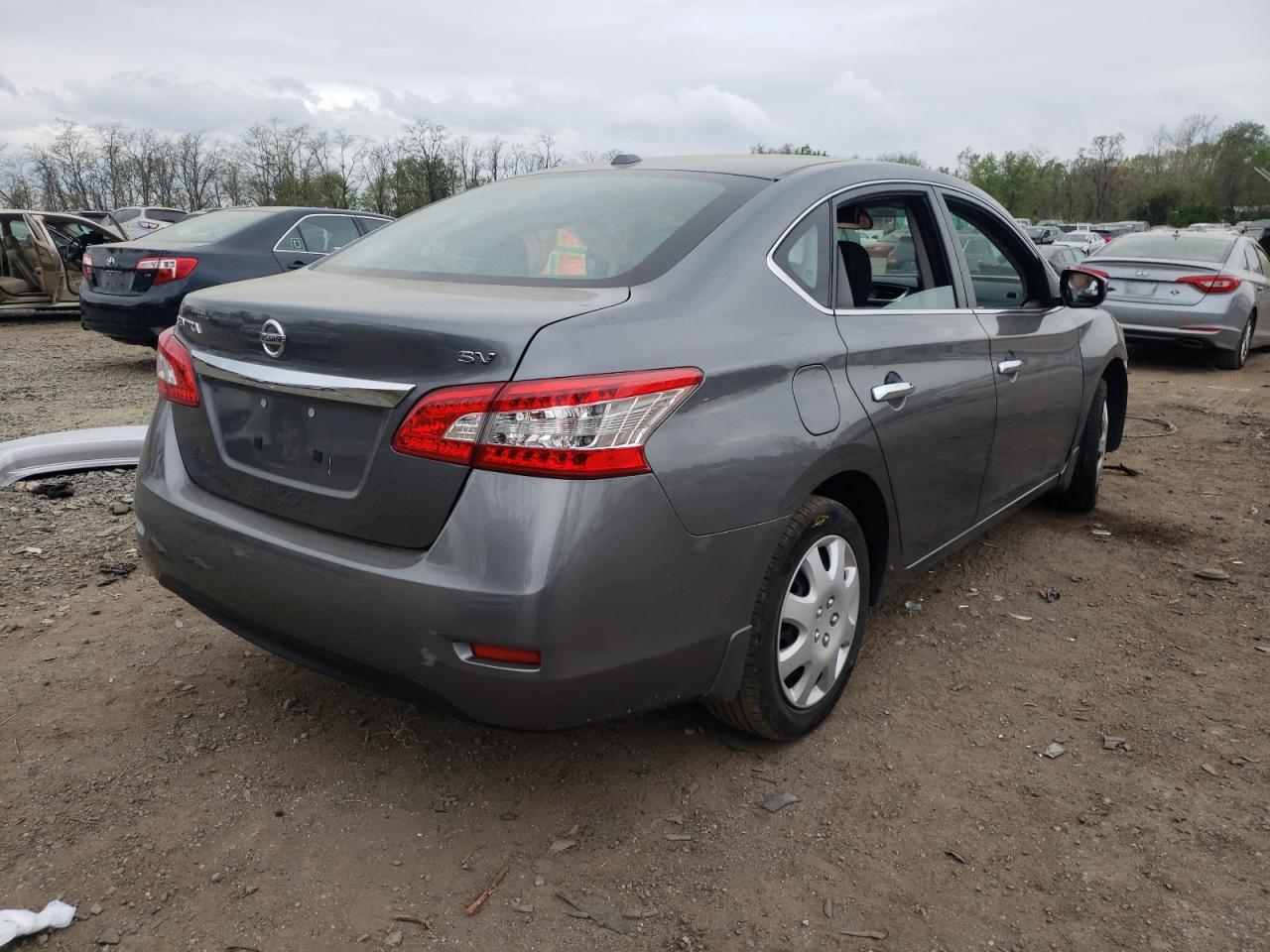 Photo 4 from auction – 2015 NISSAN SENTRA S with VIN 3N1AB7AP1FL674823