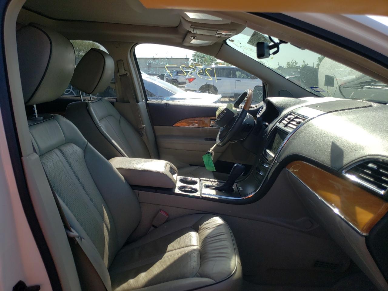 Photo 5 from auction – 2013 LINCOLN MKX with VIN 2LMDJ6JK7DBL46357