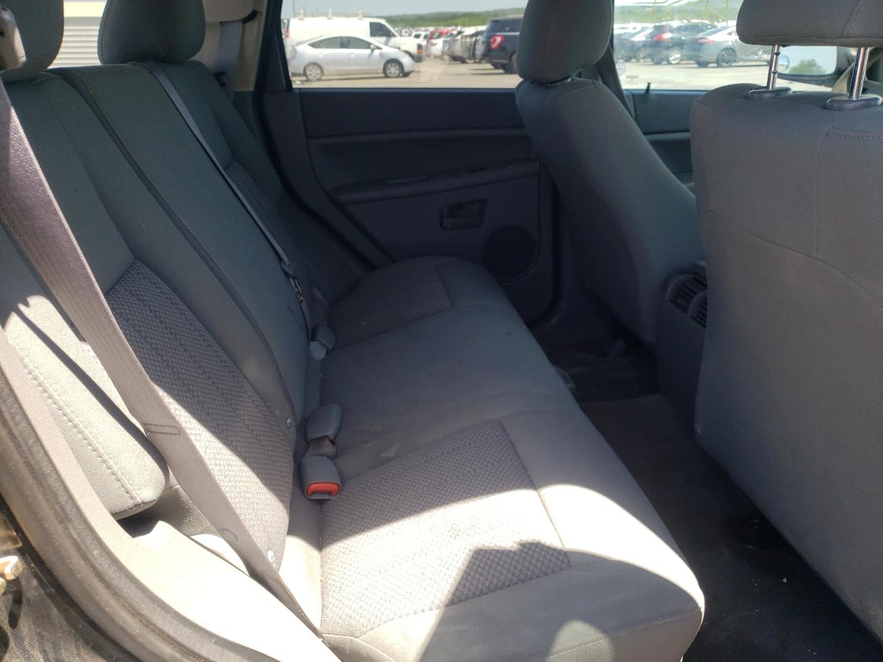 Photo 6 from auction – 2005 JEEP GRAND CHER with VIN 1J4GR48K85C700219