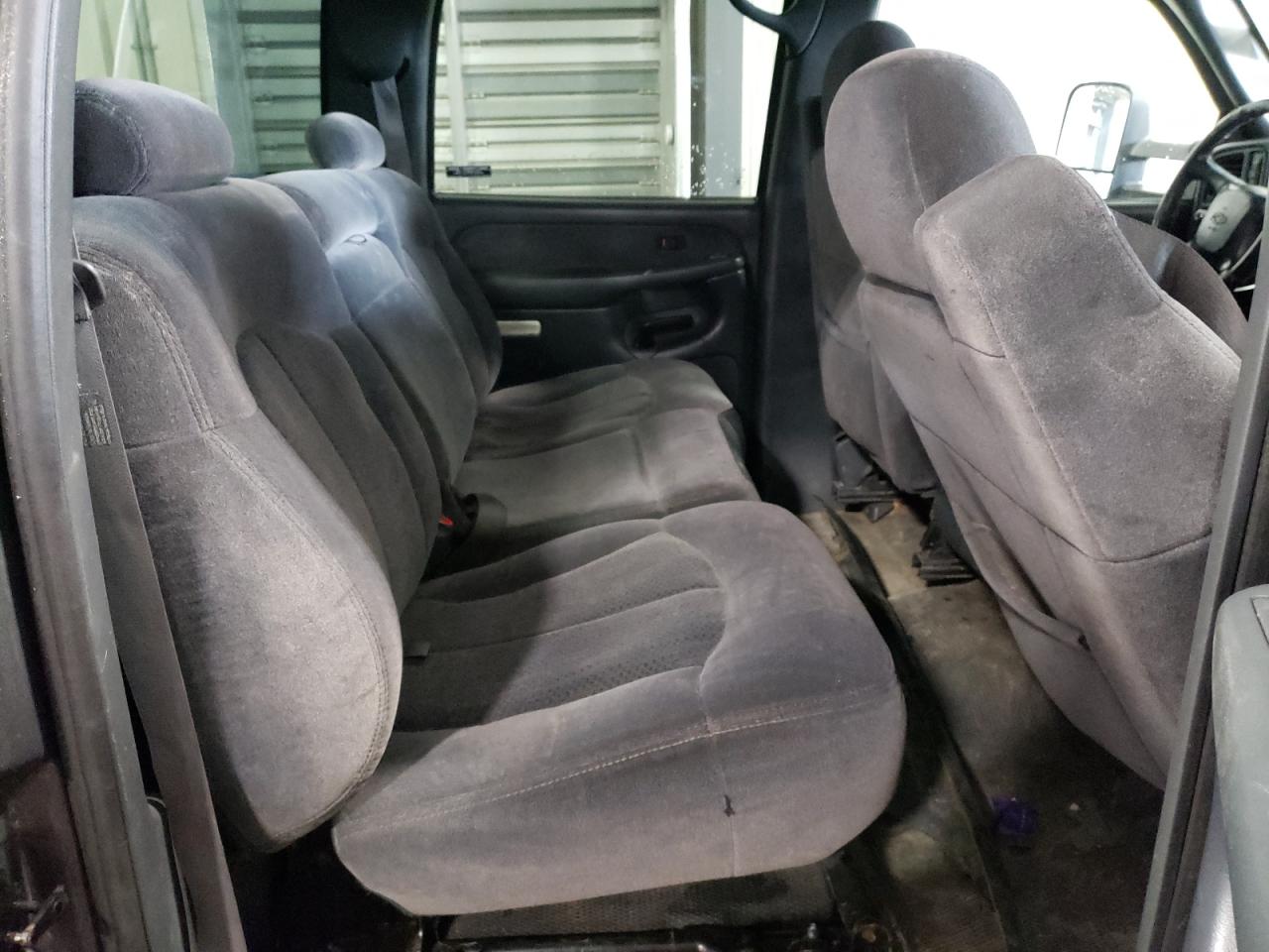Photo 6 from auction – 2002 CHEVROLET SILVERADO with VIN 1GCHK23102F196065