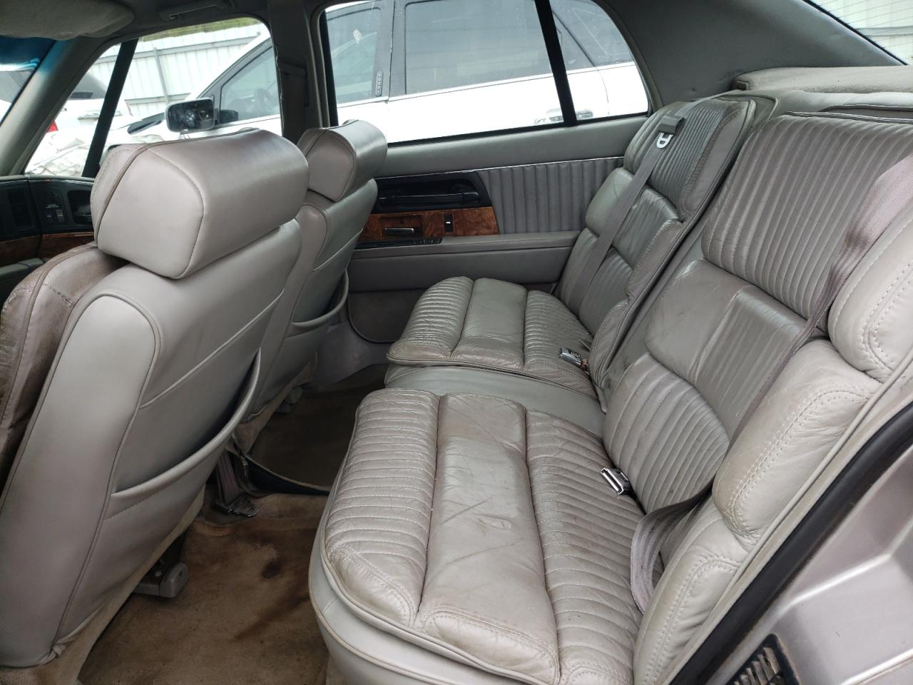 Photo 6 from auction – 1996 BUICK PARK AVENU with VIN 1G4CW52K4TH612596