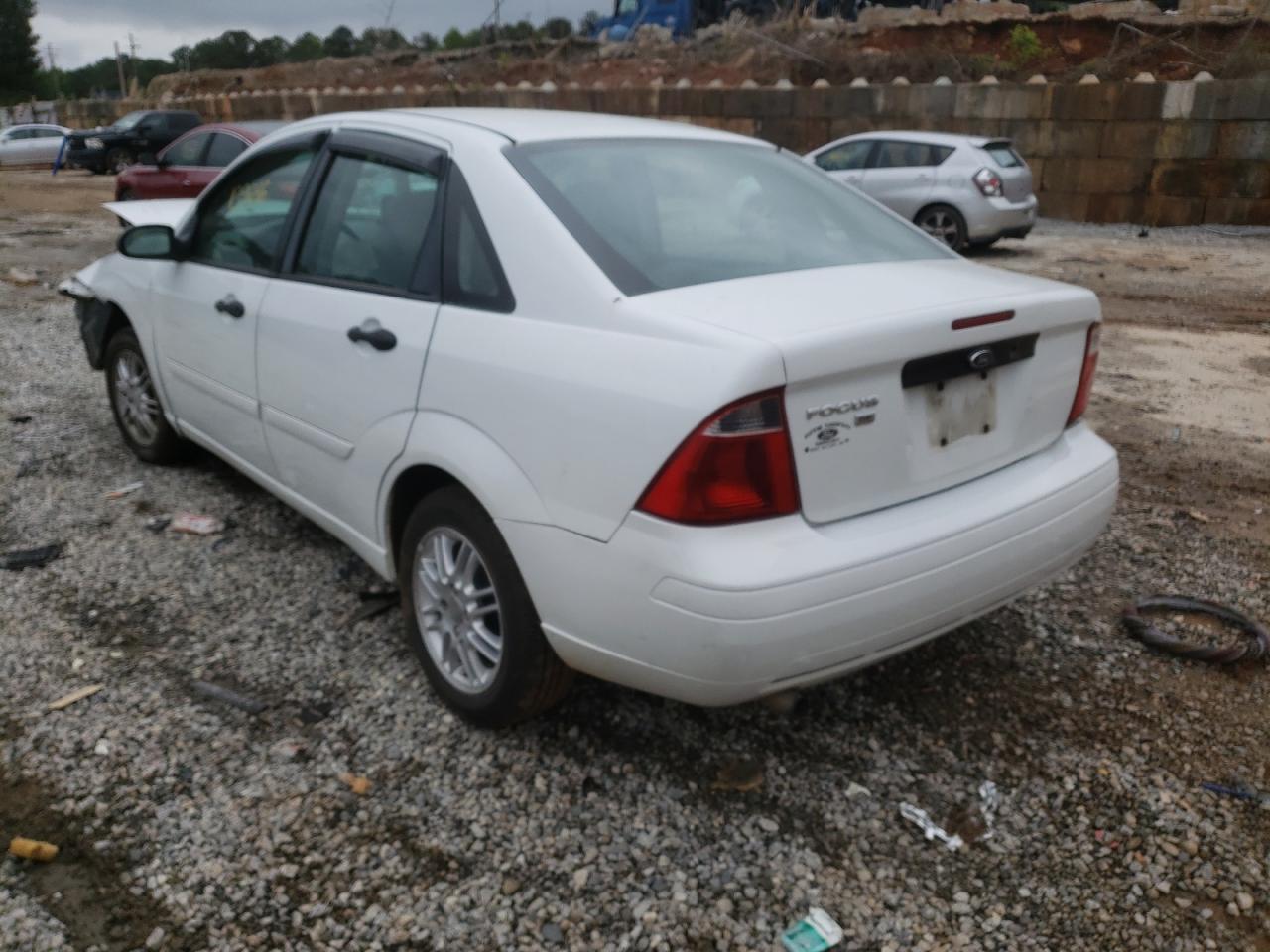 Photo 3 from auction – 2007 FORD FOCUS ZX4 with VIN 1FAFP34N07W159773