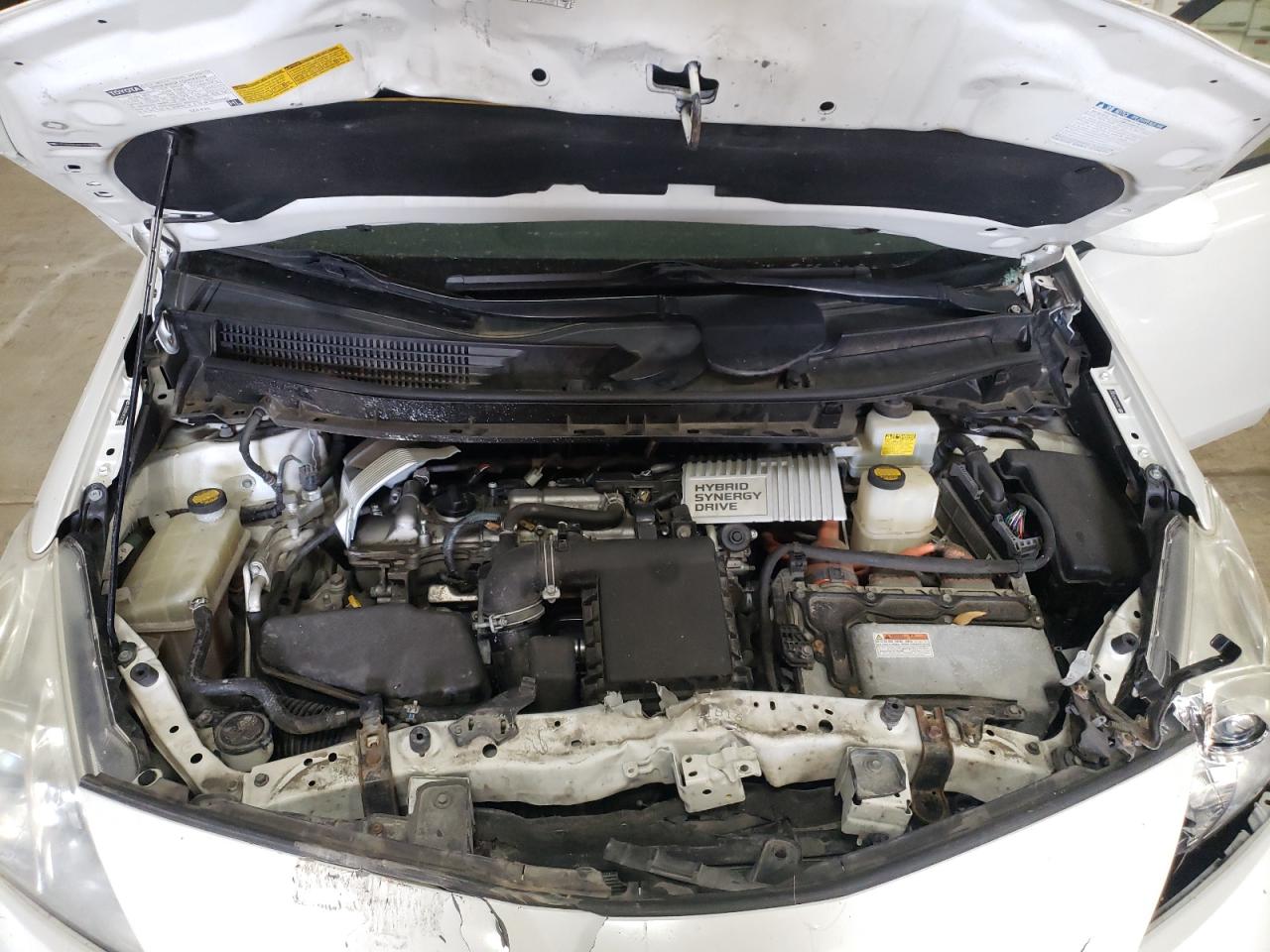 Photo 7 from auction – 2012 TOYOTA PRIUS V with VIN JTDZN3EU9C3128021