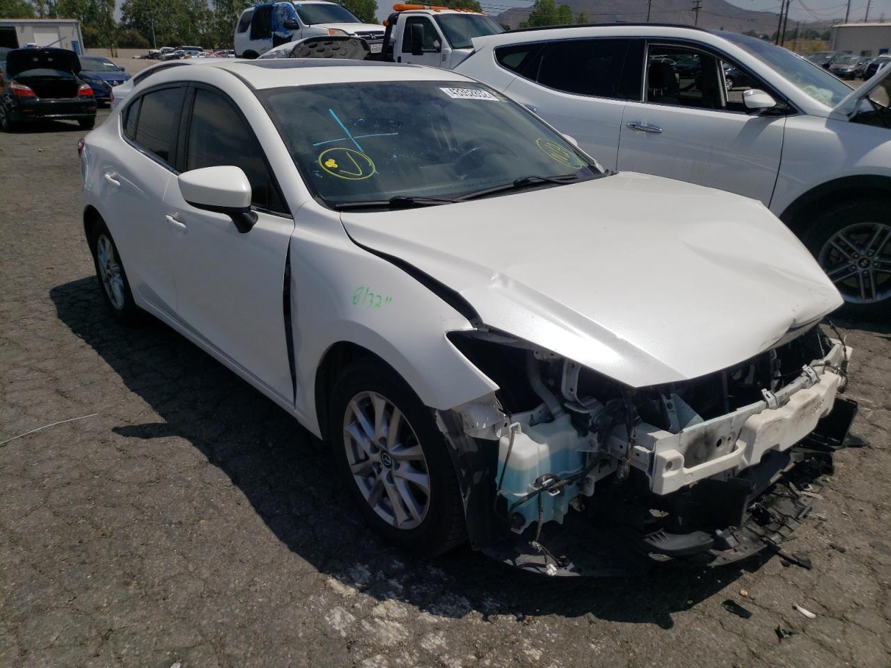 MAZDA 3 TOURING 2014 with VIN JM1BM1V70E1130788 - Photo from auction