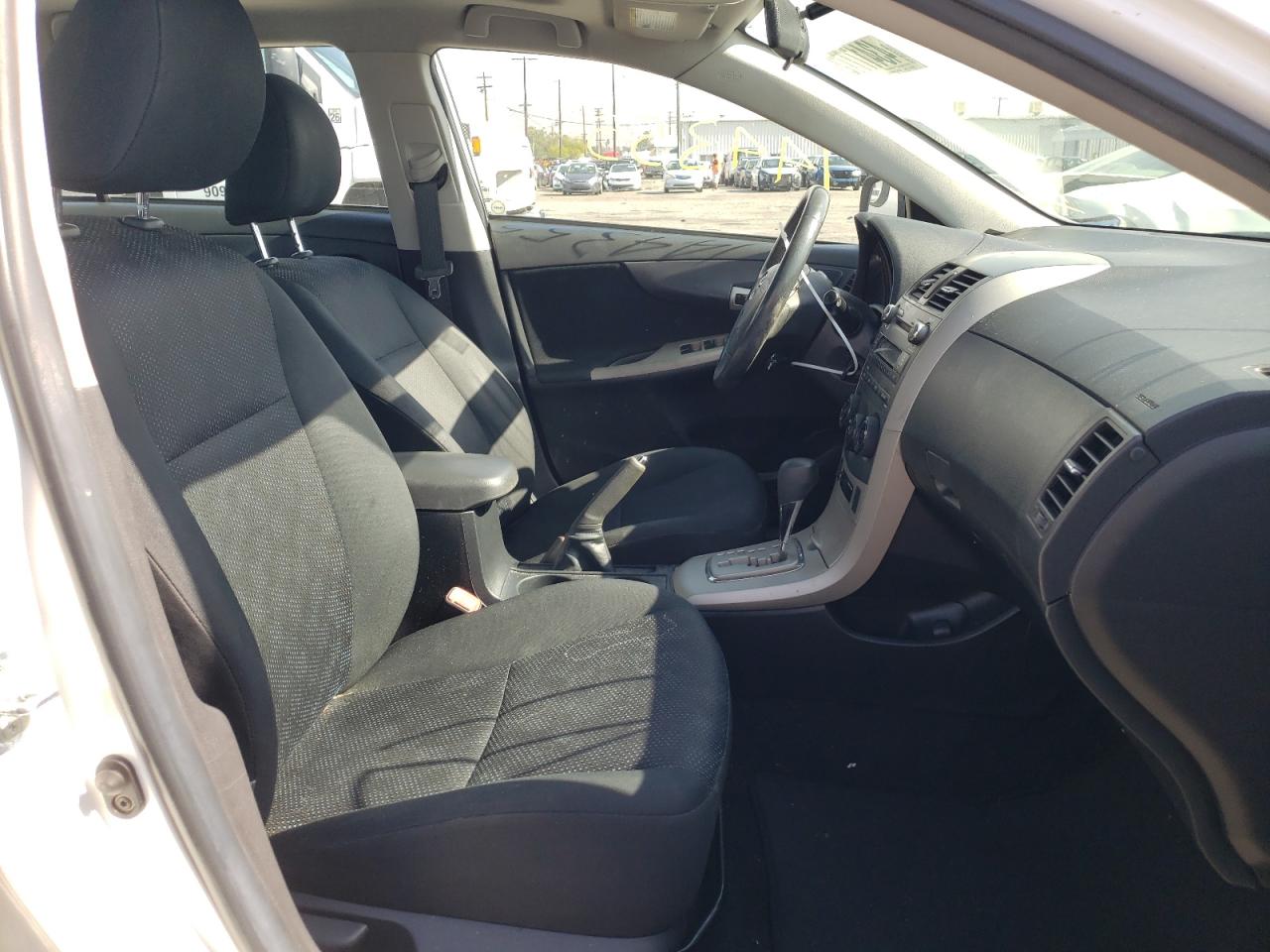Photo 5 from auction – 2010 TOYOTA COROLLA BA with VIN 2T1BU4EEXAC415200