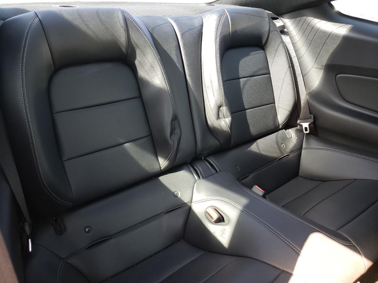 Photo 6 from auction – 2016 FORD MUSTANG with VIN 1FA6P8TH5G5271693