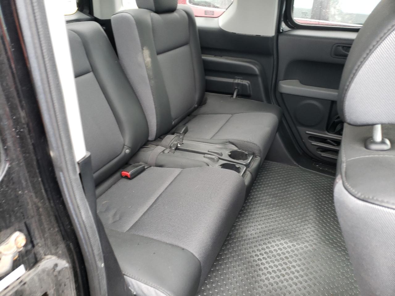 Photo 6 from auction – 2005 HONDA ELEMENT EX with VIN 5J6YH28695L016312
