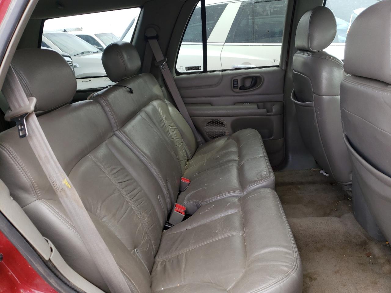 Photo 18 from auction – 2002 CHEVROLET BLAZER with VIN 1GNDT13W22K141438
