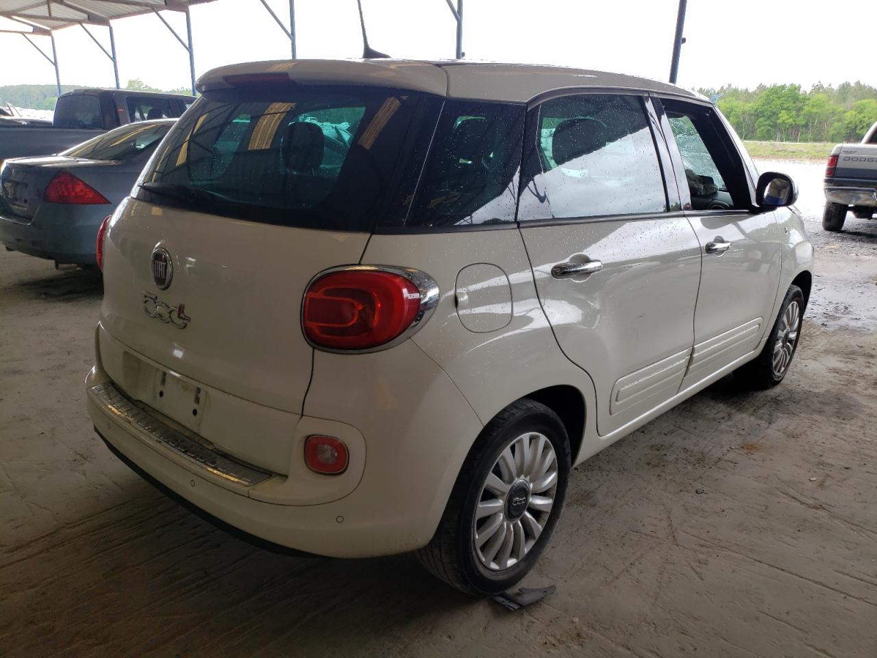 Photo 4 from auction – 2017 FIAT 500L POP with VIN ZFBCFAAH1HZ040135