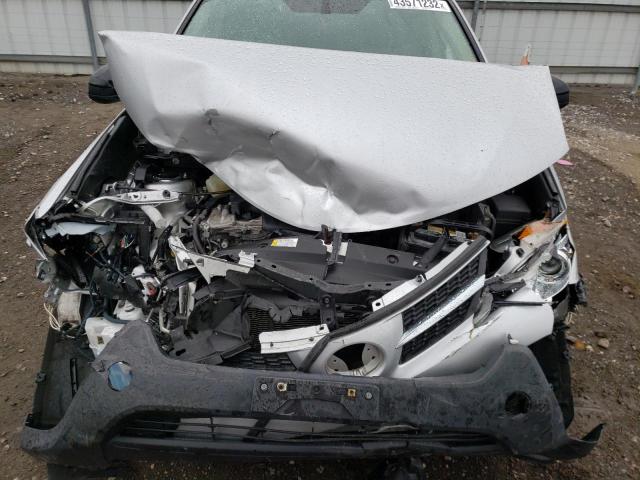Photo 7 from auction – 2015 TOYOTA RAV4 LE with VIN JTMBFREV6FJ036309