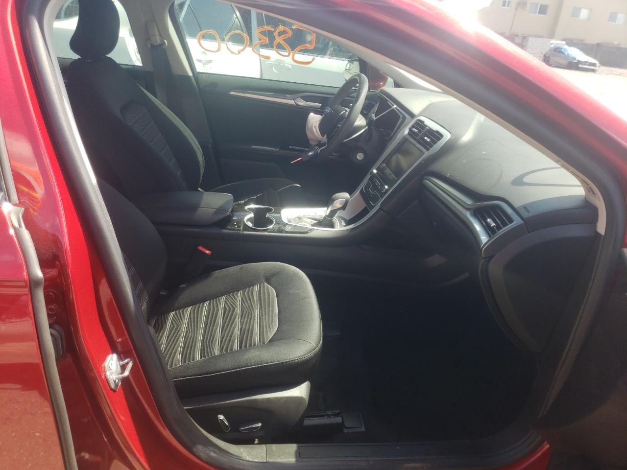 Photo 5 from auction – 2016 FORD FUSION SE with VIN 3FA6P0H78GR296005