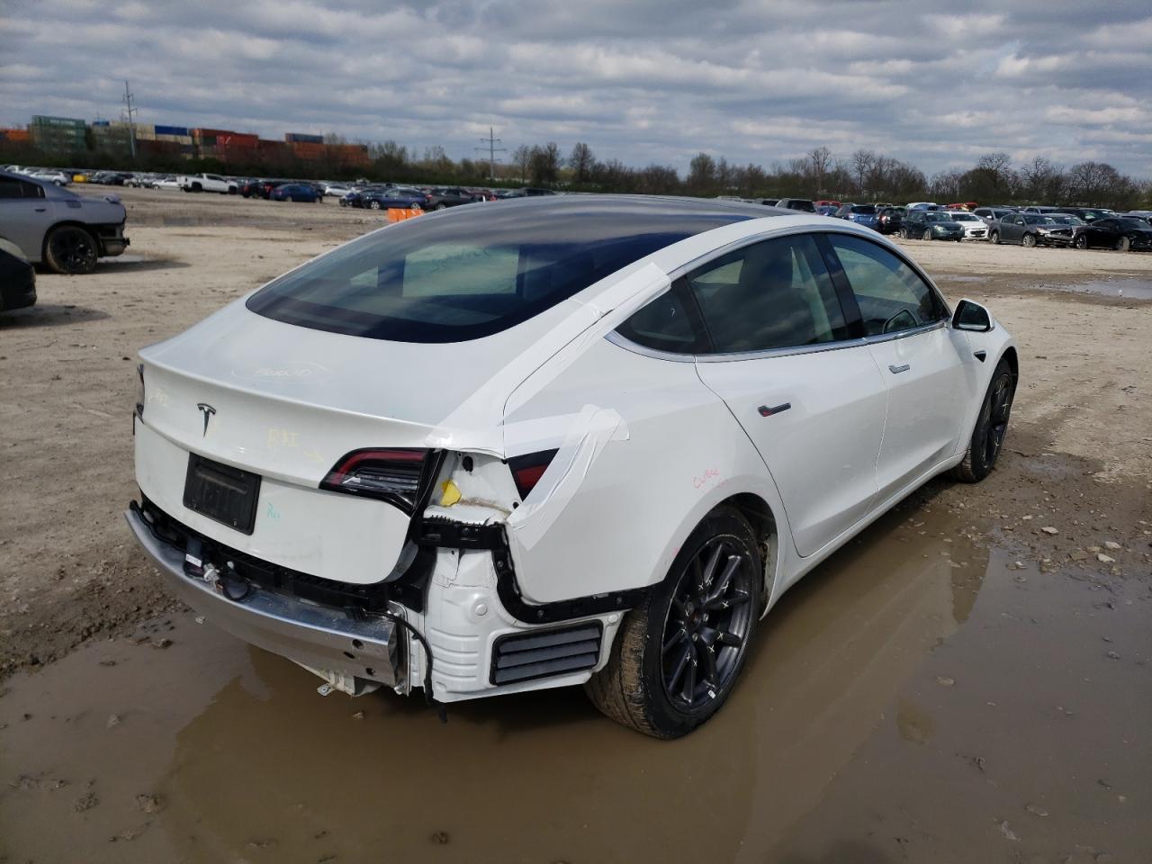Photo 4 from auction – 2019 TESLA MODEL 3 with VIN 5YJ3E1EA6KF483973