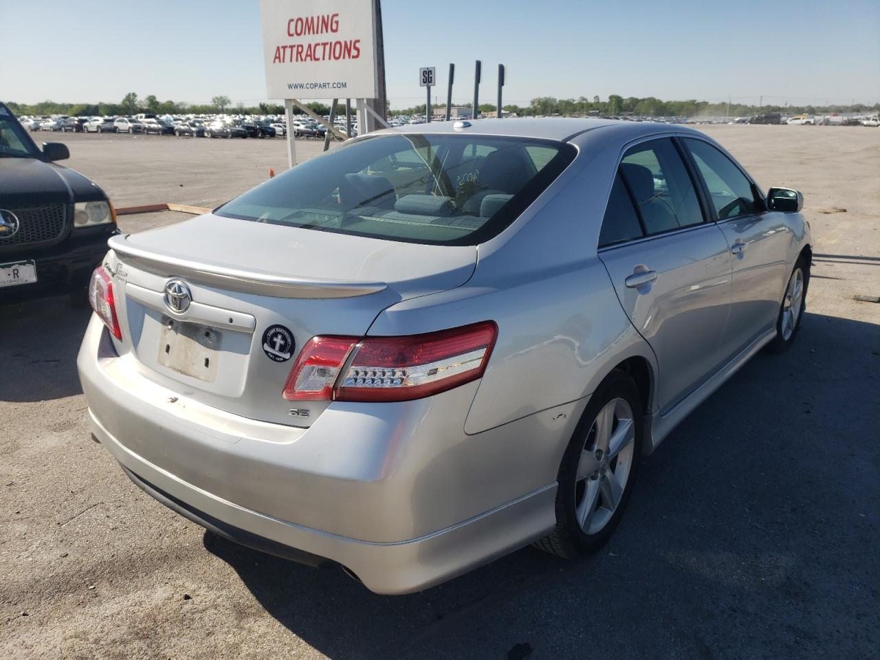 Photo 4 from auction – 2011 TOYOTA CAMRY BASE with VIN 4T1BF3EK1BU159300