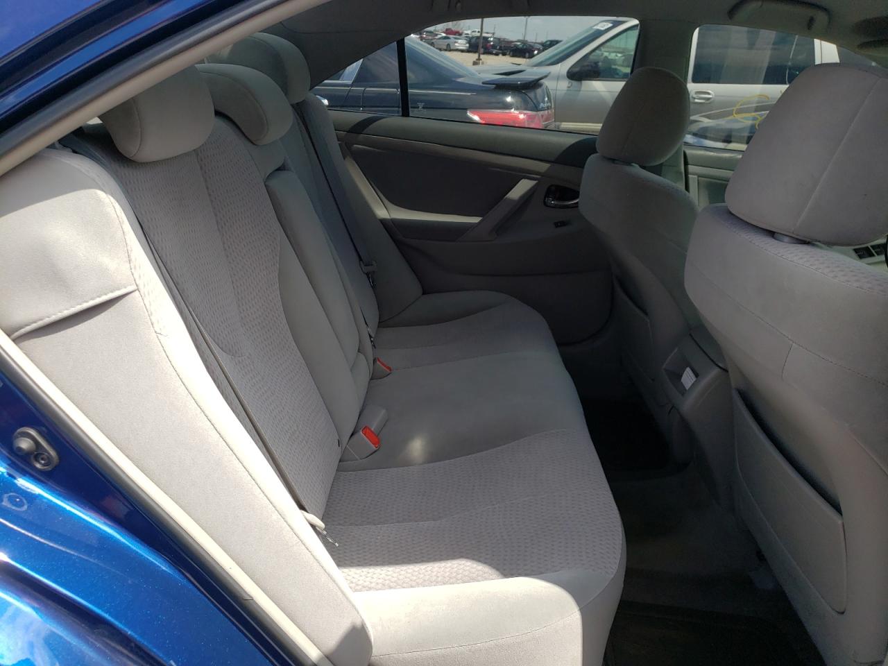 Photo 6 from auction – 2011 TOYOTA CAMRY BASE with VIN 4T4BF3EK9BR116121
