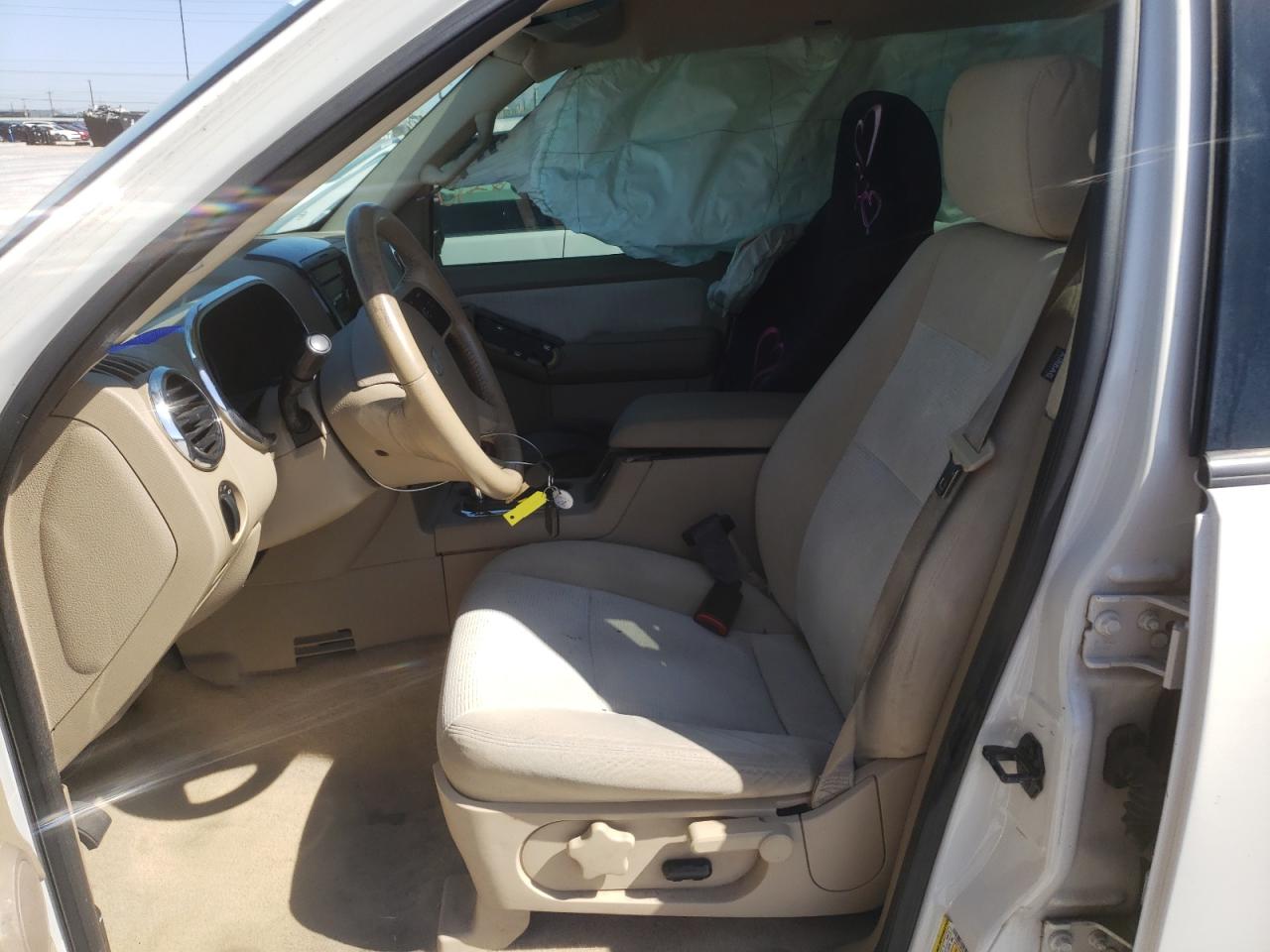 Photo 5 from auction – 2008 FORD EXPLORER X with VIN 1FMEU73E58UA84360