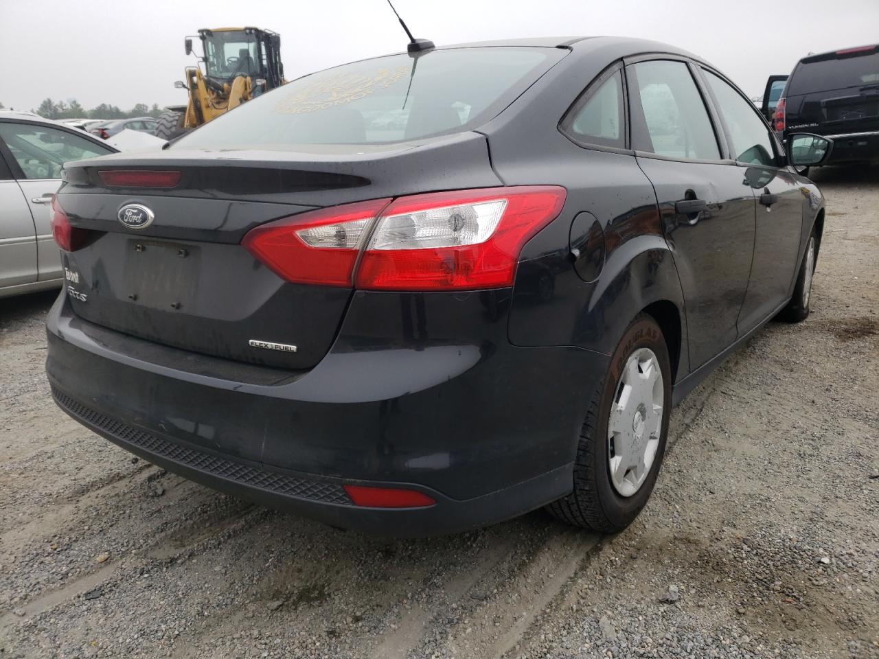 Photo 4 from auction – 2013 FORD FOCUS S with VIN 1FADP3E2XDL208017